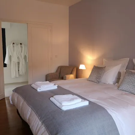 Les Enclos A 4 Mn De Chantilly 3* Lamorlaye