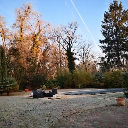 Bed & Breakfast Les Enclos A 4 Mn De Chantilly 3*